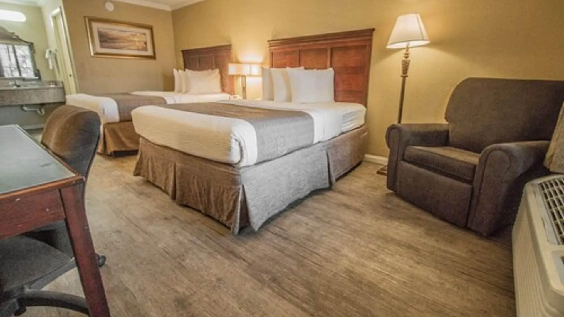Days Inn By Wyndham Destin