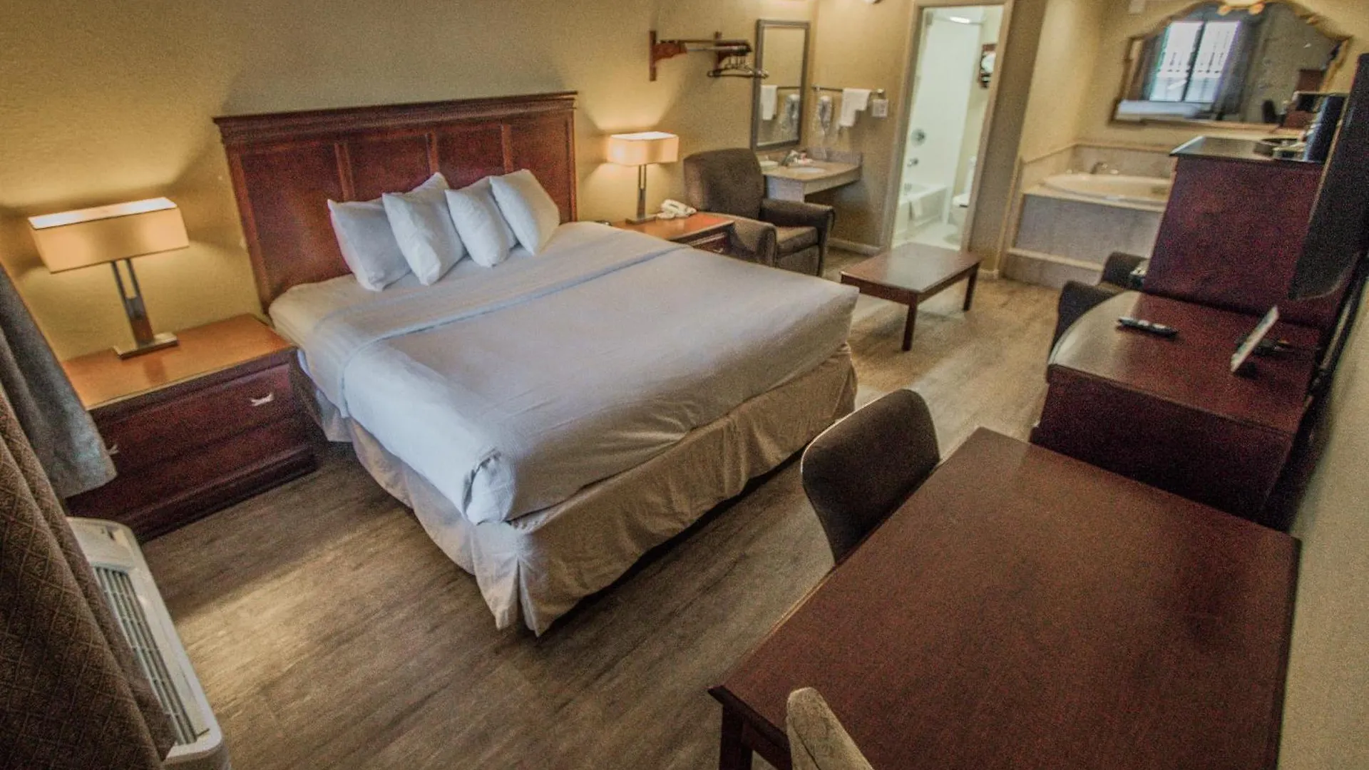 Days Inn By Wyndham Destin 2*,  United States