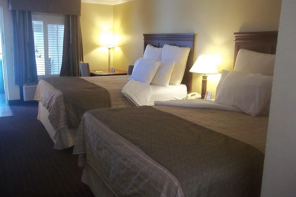 Days Inn By Wyndham Destin
